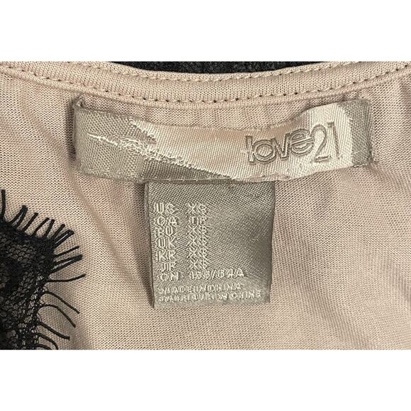 Y2K Black And Beige Layered Lace Vneck Babydoll Tank Size XS Babydoll Forever 21 - Picture 2 of 4